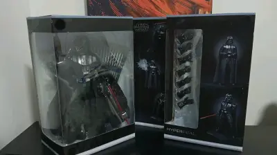 Figura coleccionable Darth Vader Hyperreal - miniatura 1