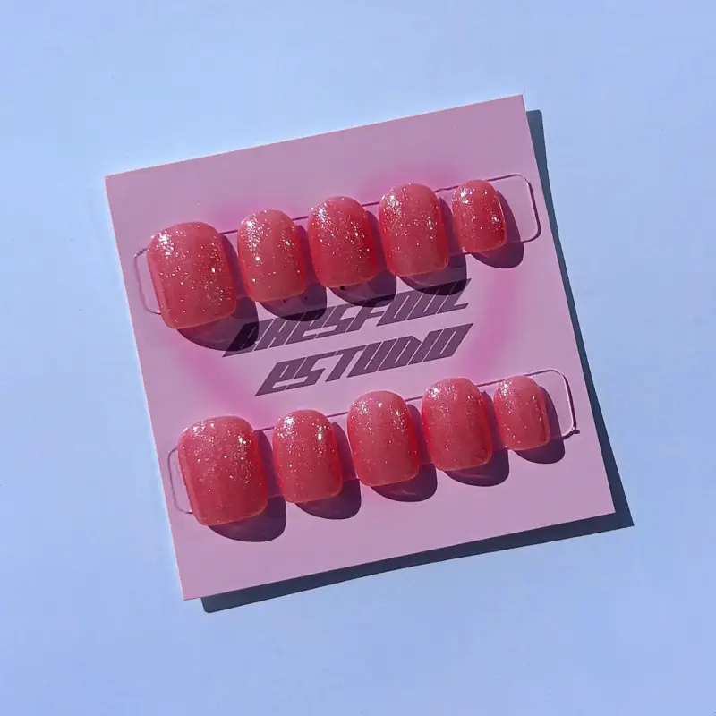 Uñas postizas inspiradas en Marin Kitagawa