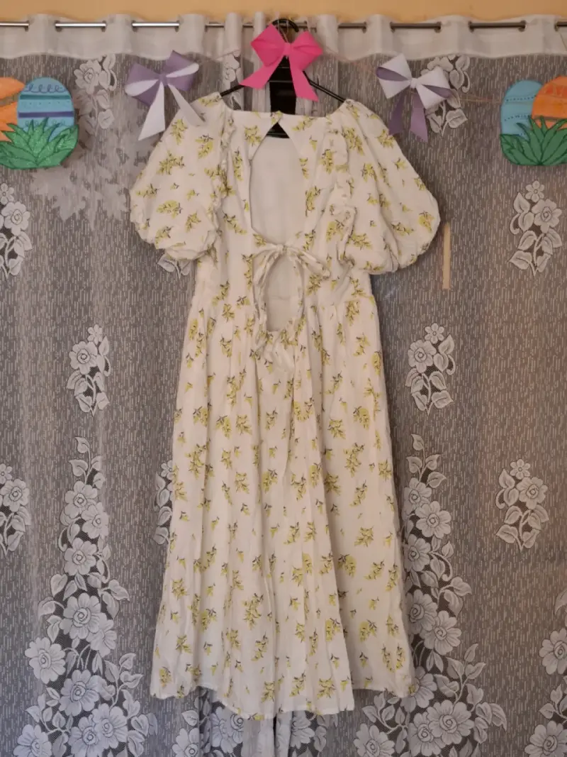 Vestido blanco con flores amarillas - 2