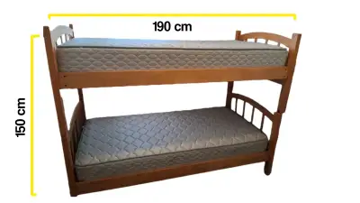 Camarote de madera con colchones - miniatura 1