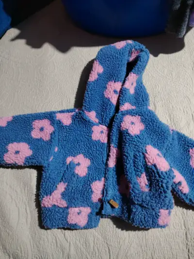 Chaqueta polar azul floreada - miniatura 1