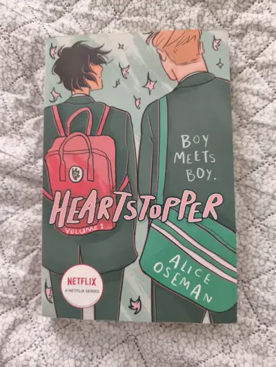 Libro Heartstopper Volumen 1 - miniatura 1