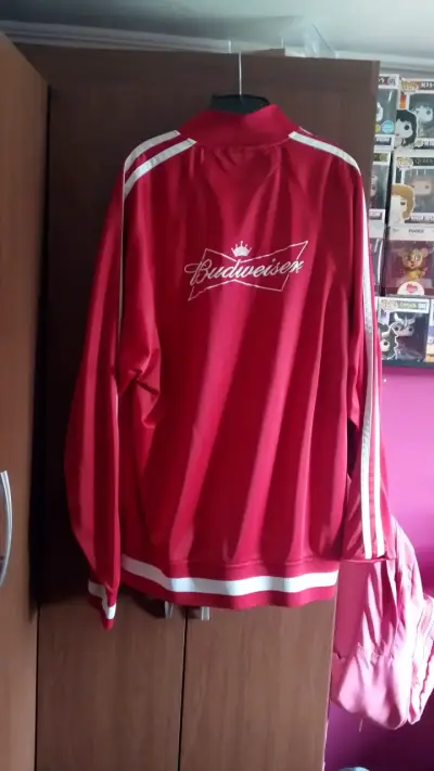 Polerón adidas azul y poleron rojo Budweiser - miniatura 3