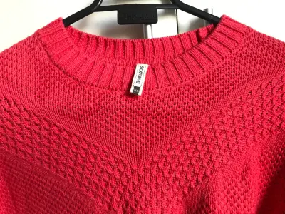 Sweater Barbados XS/S rojo tejido - miniatura 2