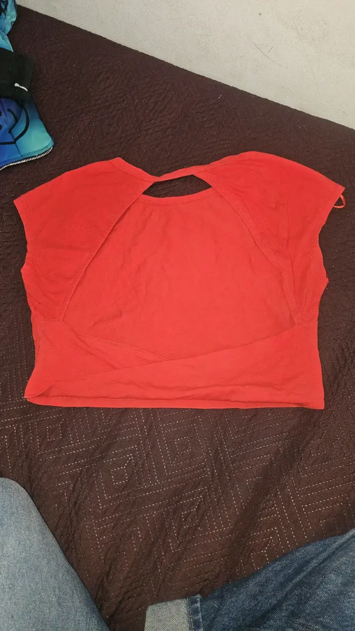 Polera sin espalda - 2