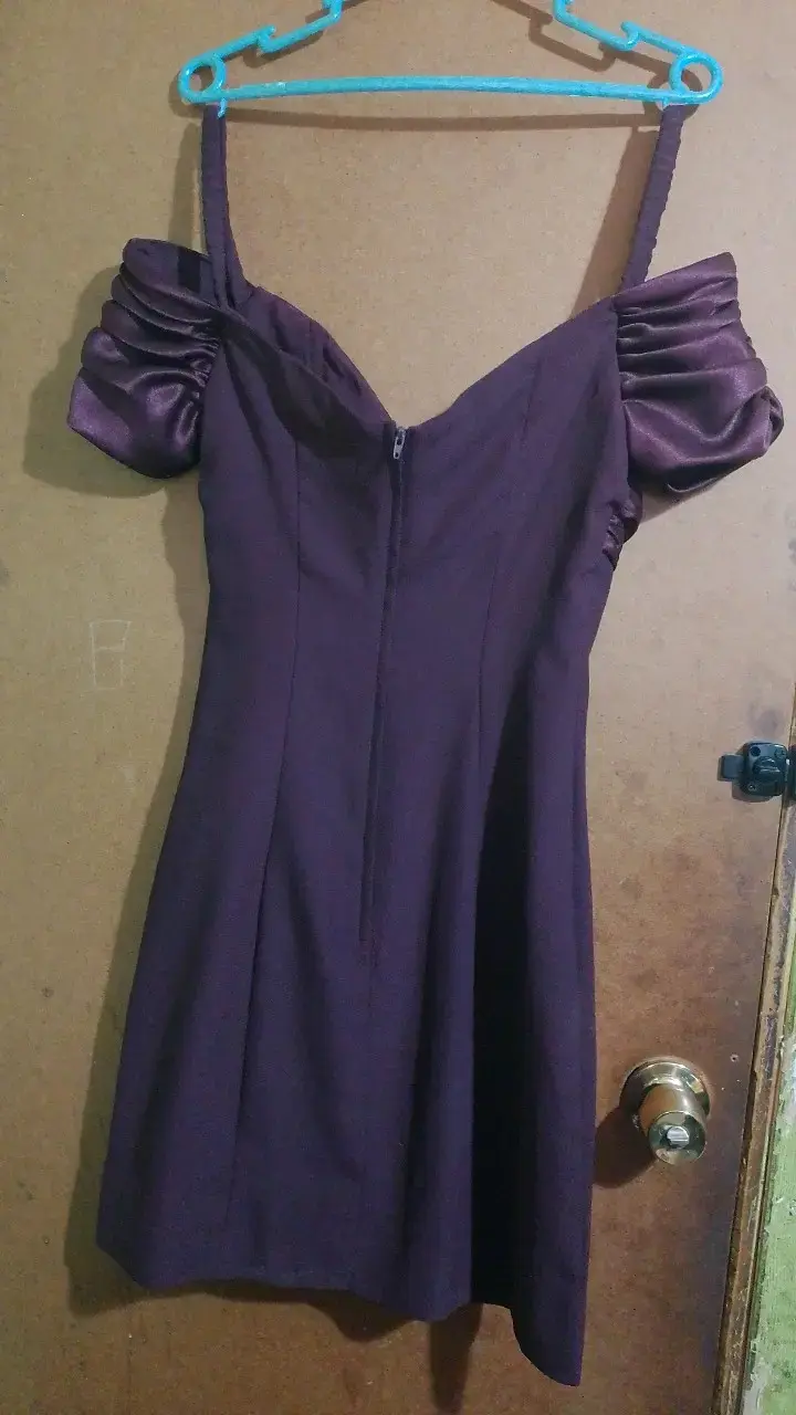 Vestido morado de noche elegante - 2