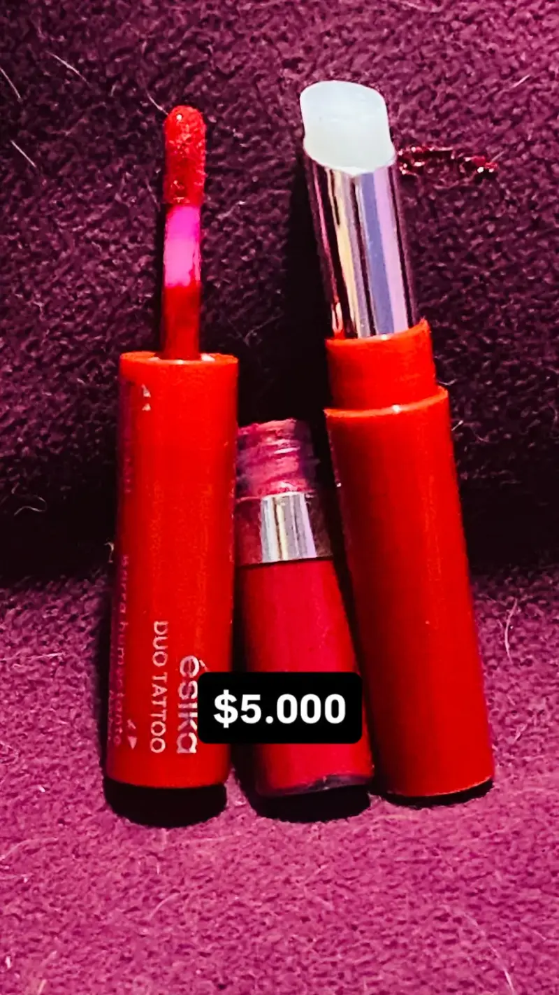 Labial líquido color rojo - 2