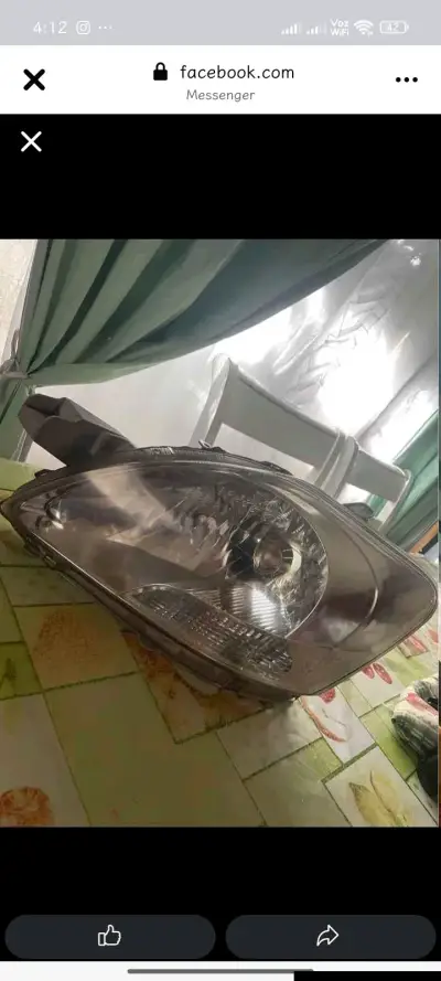 Foco delantero de auto - miniatura 1