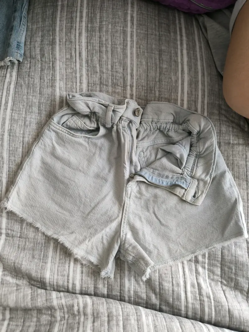 Shorts Zara niña de mezclilla desgastados - 2