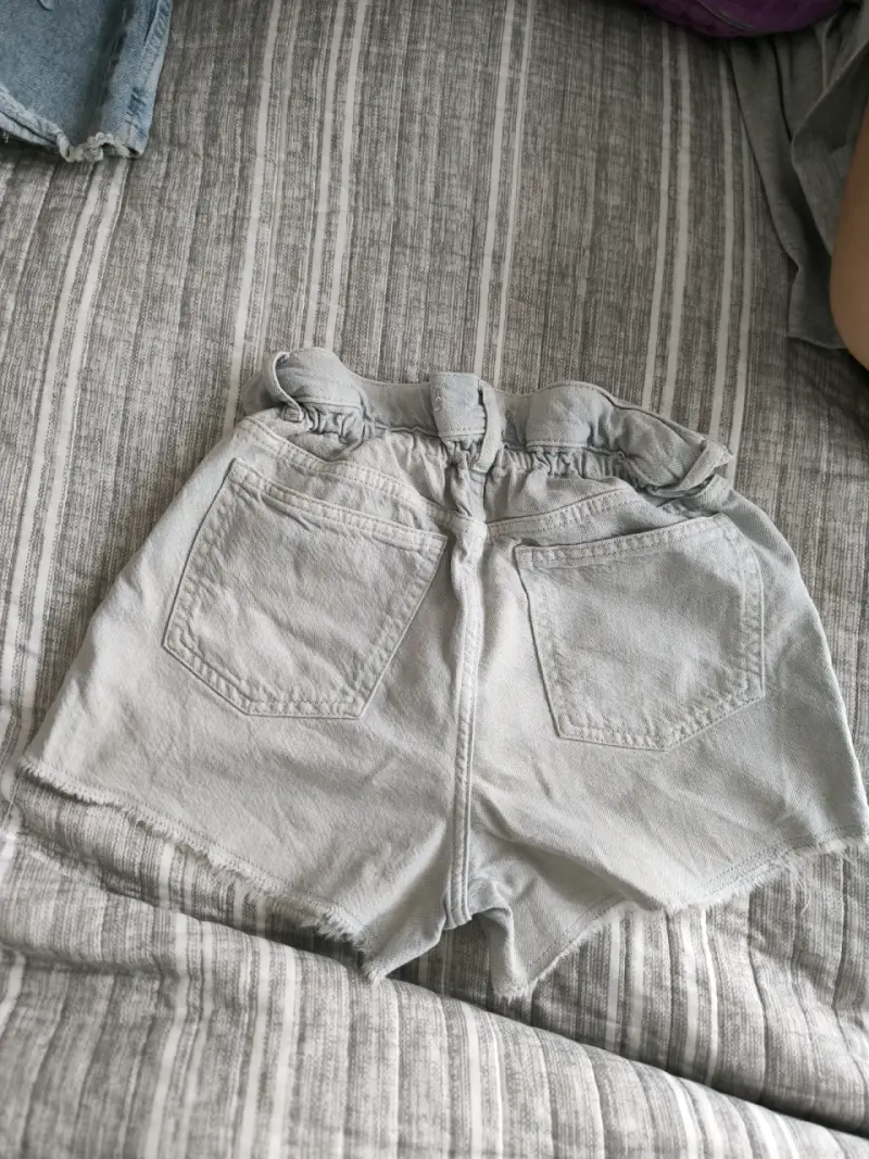 Shorts Zara niña de mezclilla desgastados - 3