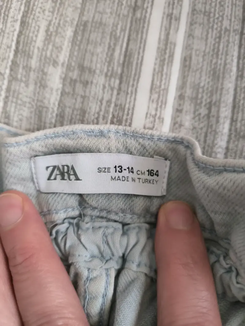 Shorts Zara niña de mezclilla desgastados - 4
