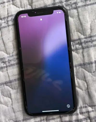 Vendo iPhone 11 64gb - miniatura 1