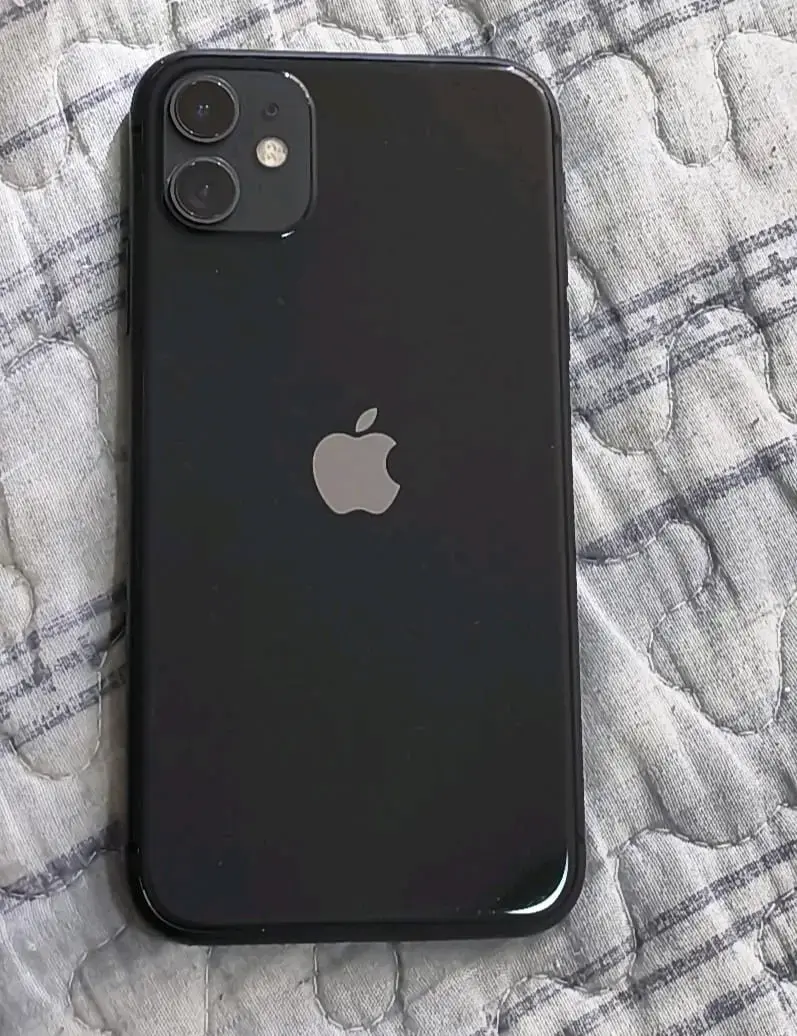 Vendo iPhone 11 64gb - 3