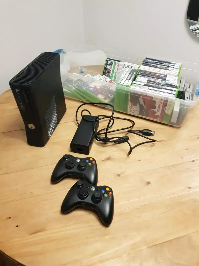 Consola Xbox 360 Color negra, usada. - 2