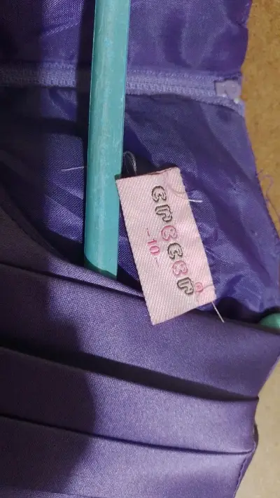 Vestido de gala morado con tul - miniatura 4