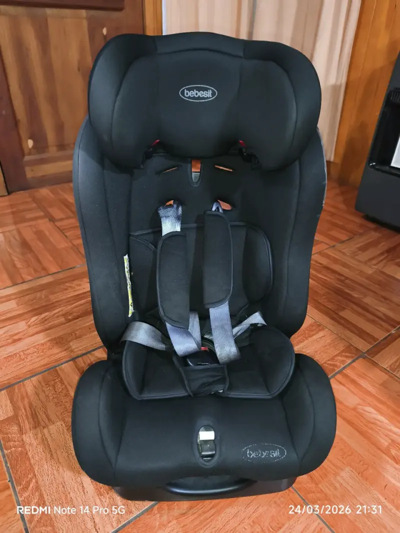 Silla de auto Bebesit negra - 1