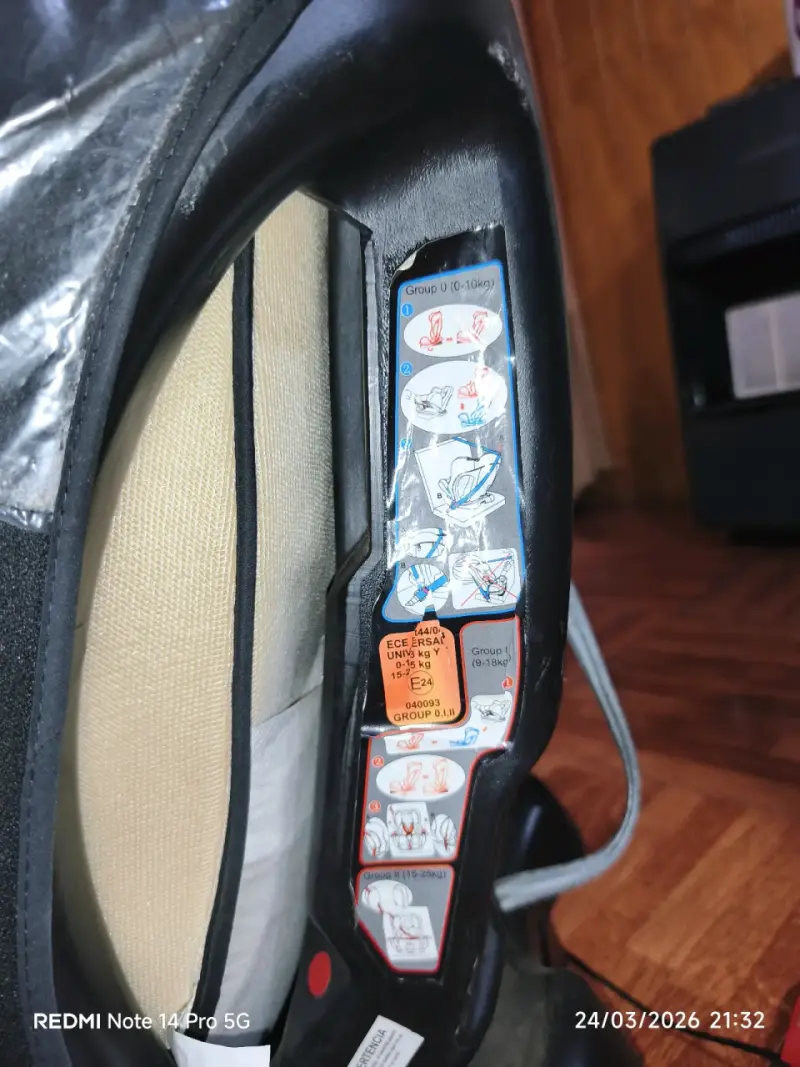 Silla de auto Bebesit negra - 4