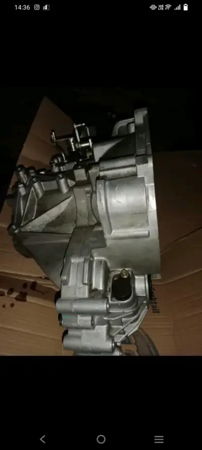 Caja de cambios automotriz usada - miniatura 3