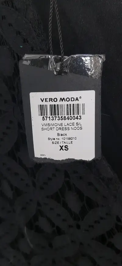 Vestido negro encaje - miniatura 3