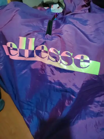 Vendo corta viento ELLESSE nueva! - miniatura 1