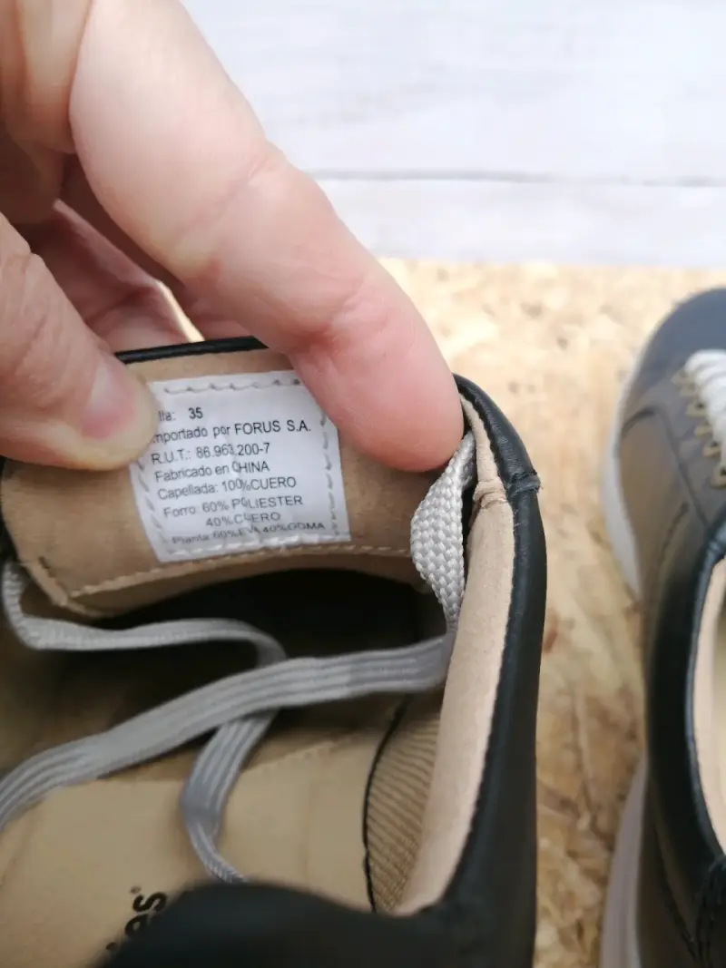 Zapatillas negras Hush Puppies - 6