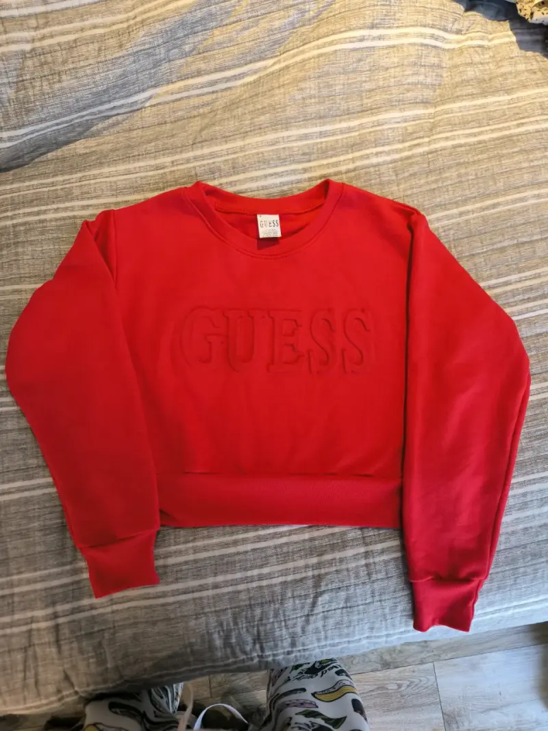 Polerón rojo Guess imitación talla S