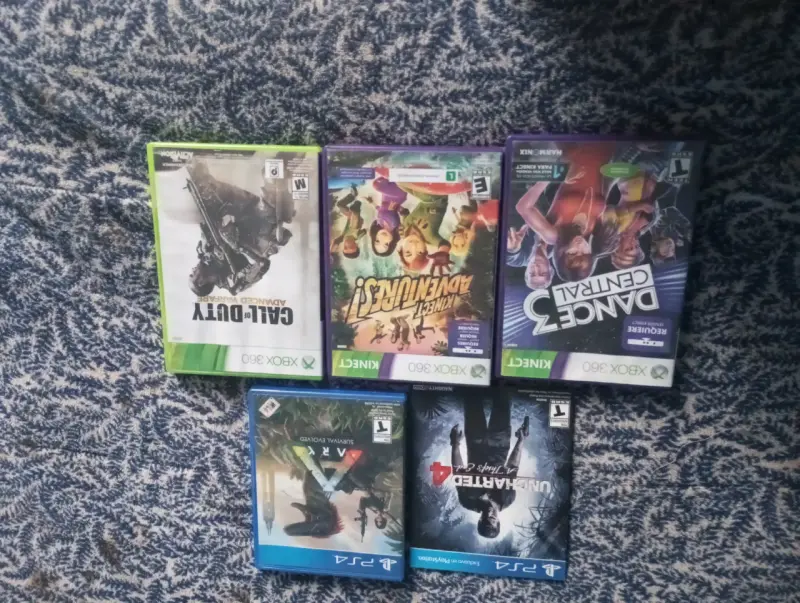 Lote de juegos para Xbox y PS4