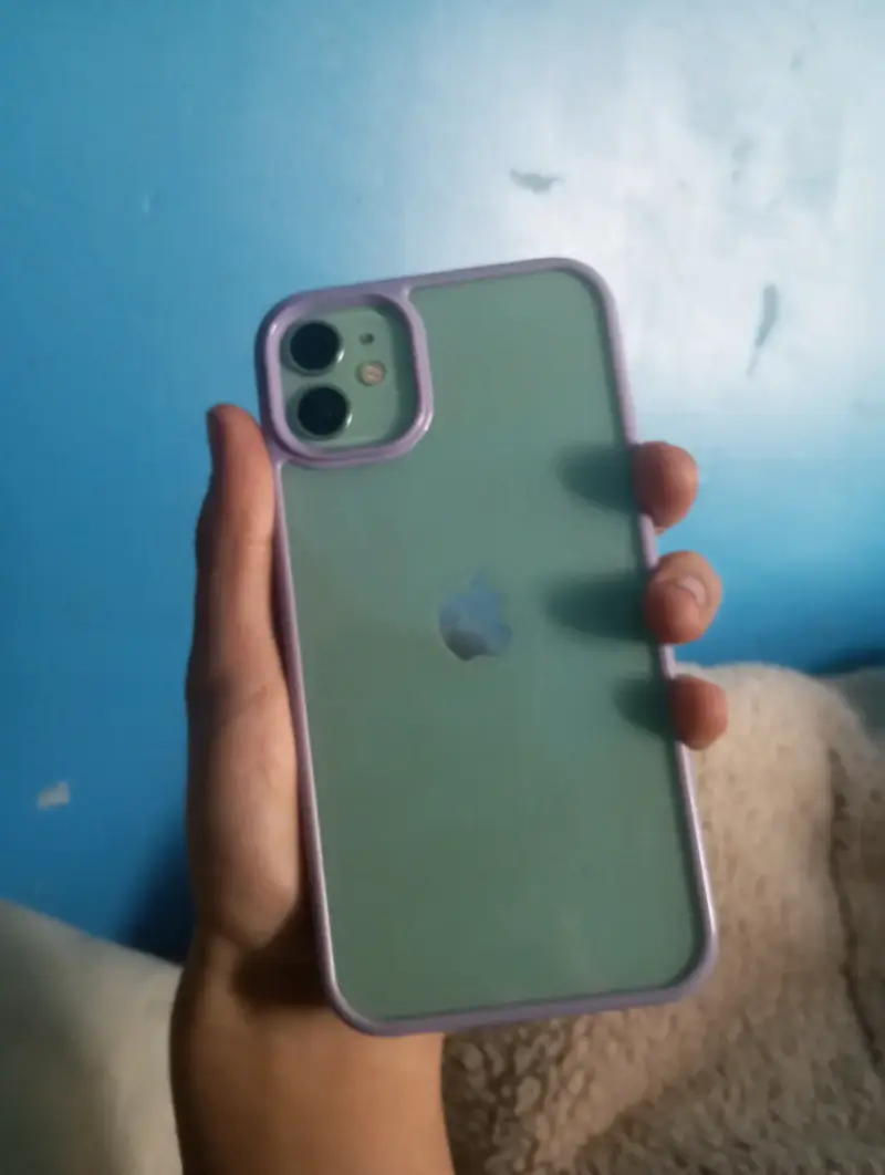 iPhone 11 64GB - 3