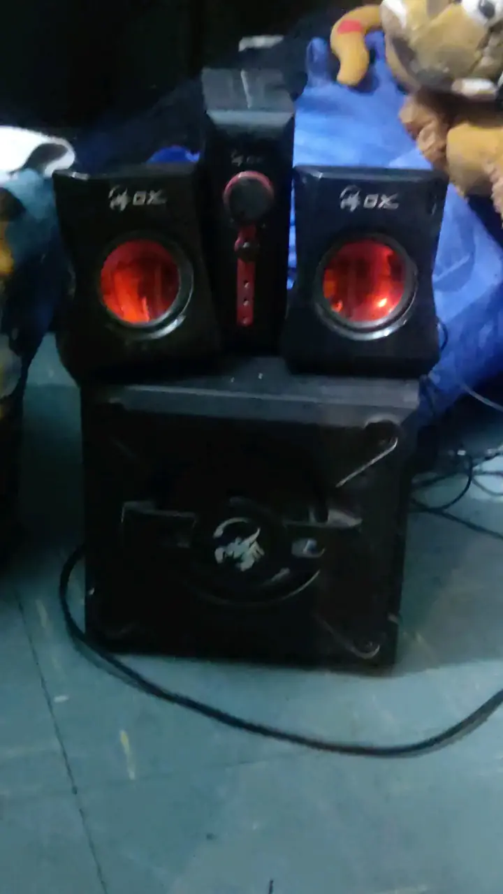 Parlante para PC Genius GX GAMING SW-G2.1
