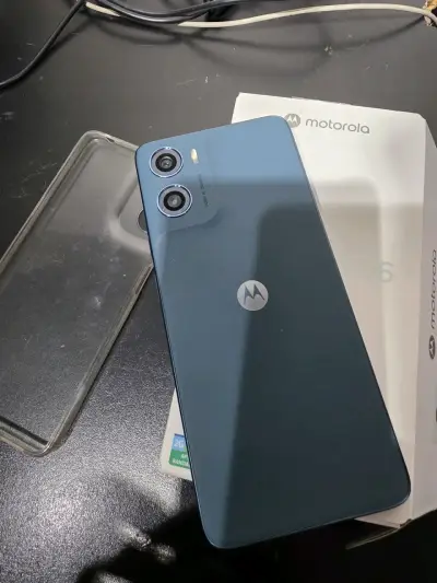 Smartphone Motorola g06  Android - miniatura 3