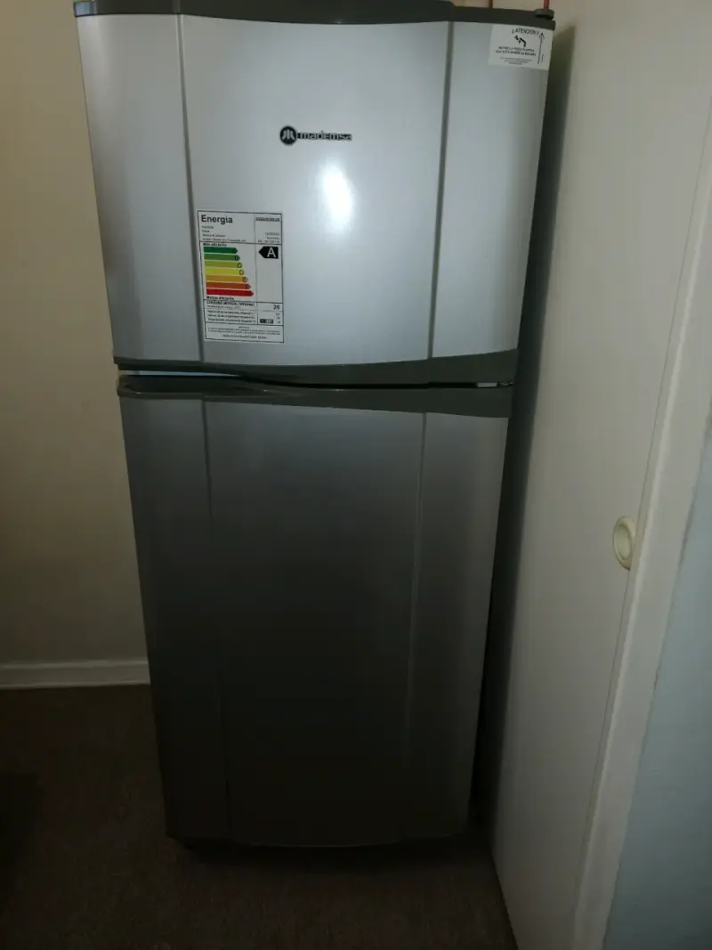 Refrigerador Mademsa plateado - 1