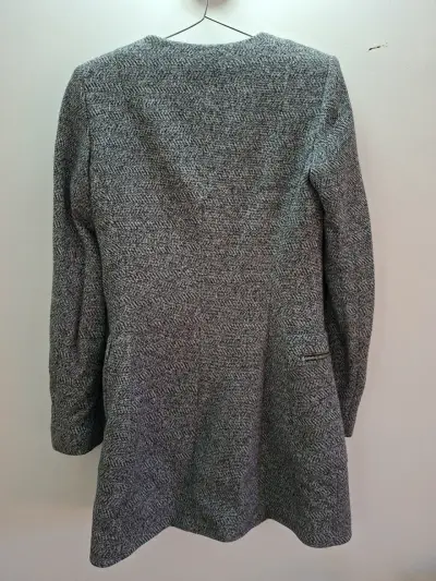 Abrigo gris con cierre Zara - miniatura 3