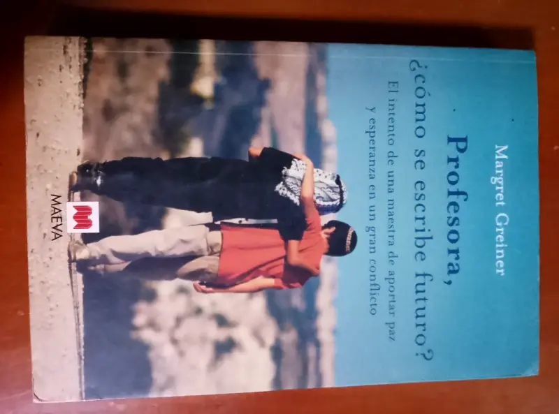 Libro Profesora, ¿cómo se escribe futuro? - 1