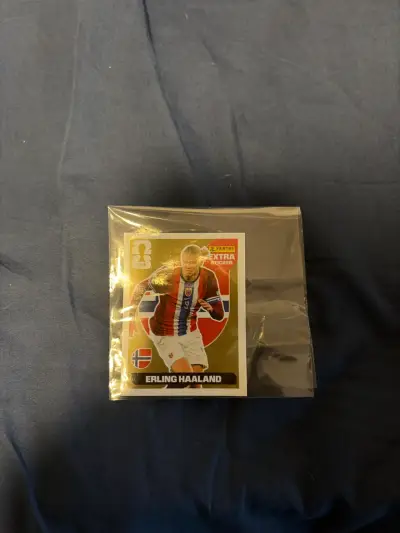 extra Sticker dorado Panini Erling Haaland - miniatura 1