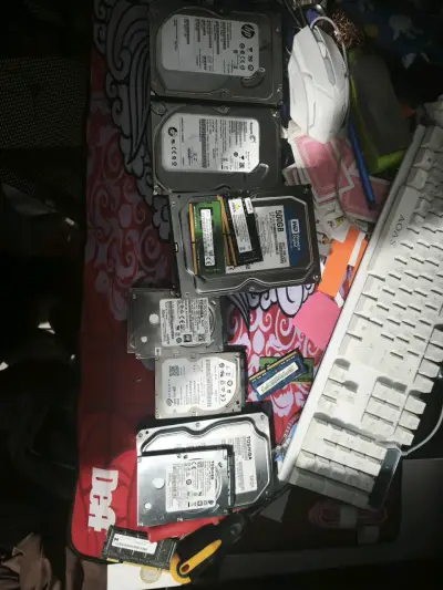 Lote de discos duros. - miniatura 3
