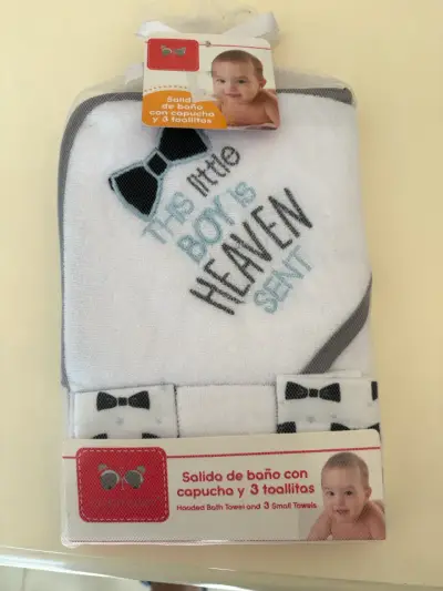 Set baño bebé con capucha - miniatura 1