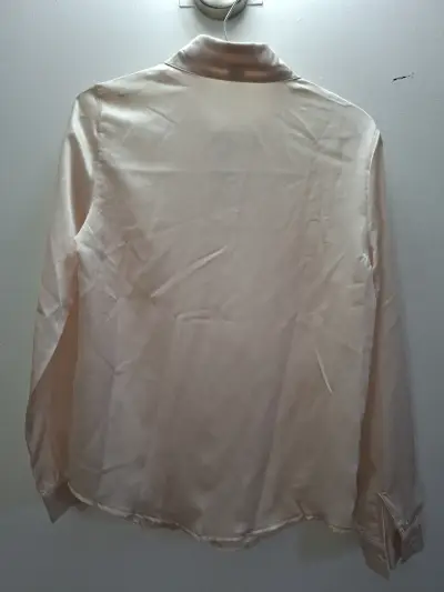 Blusa dorada de seda talla XS - miniatura 3