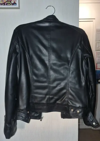 Chaqueta mujer de cuerina negra Evoque talla S - miniatura 2