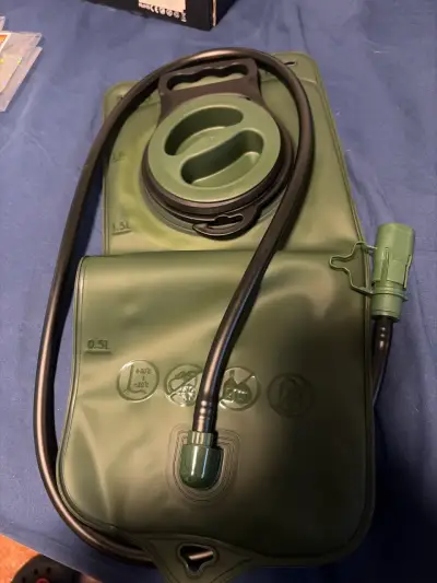 bolsa para beber agua - miniatura 1