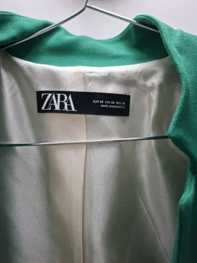 Abrigo verde elegante Zara talla XS - miniatura 2