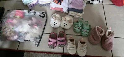 Ropa infantil variada - miniatura 2