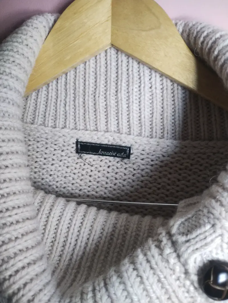 Poncho beige tejido grueso - 2