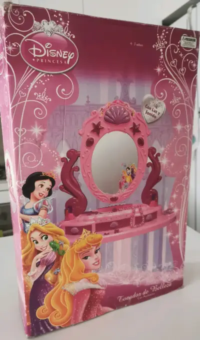 Tocador de belleza Princesas Disney - miniatura 1