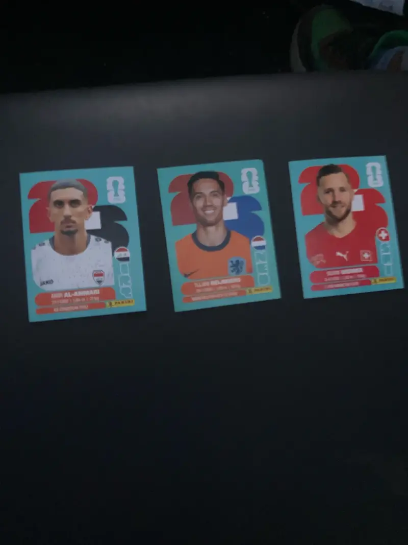Pack 15 láminas normales + 6 láminas brillantes - 3