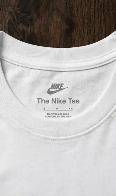 Polera blanca Nike Swoosh - miniatura 2