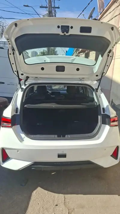 Chevrolet sail 2025 - miniatura 1