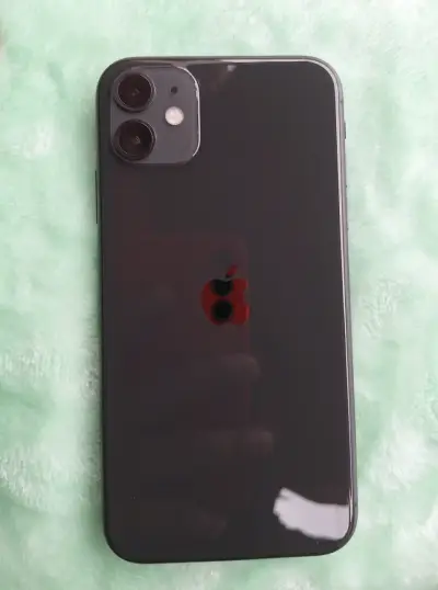 iPhone negro - miniatura 1