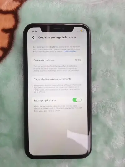 iPhone negro - miniatura 4