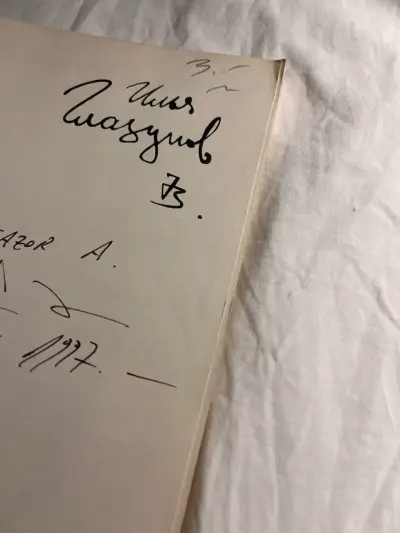 Libro 'Le chant du Chili', Víctor Jara, A. Parra - miniatura 5