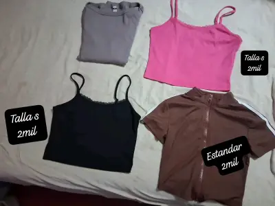 Lote de tops variados - miniatura 1
